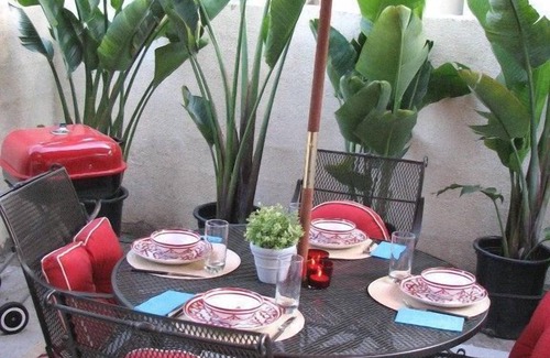 Hermosa Village Condo | Funtierland + Pixie Hollow + Across Street from Disneyland + Pool