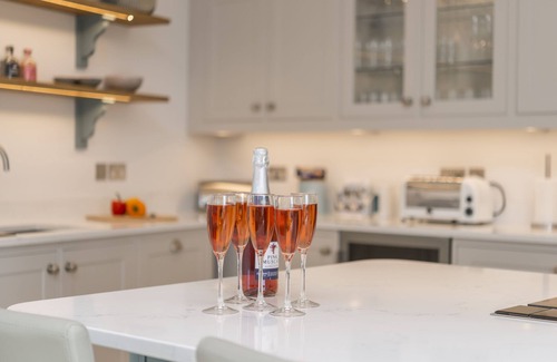 Abbotsbury House | Furlongs, A newly-converted property which is superbly located.