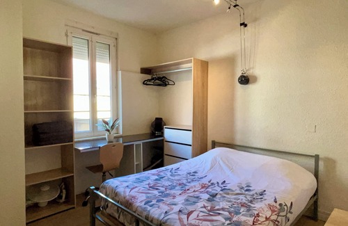 Montlucon Apartment | Furnished and equipped room in downtown residence