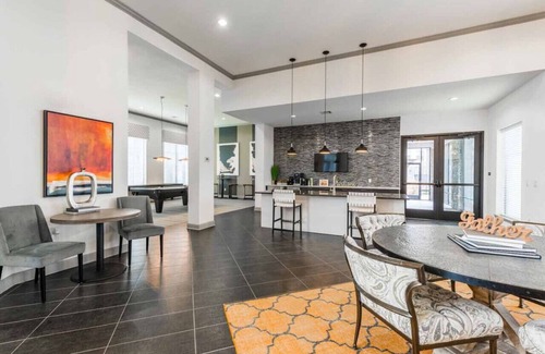 Tomball Apartment | Furnished Pool View Resort