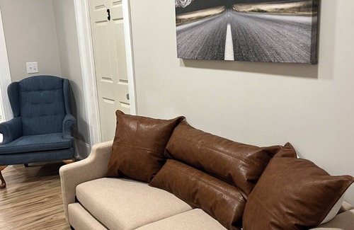 Home Park House | Furnished room at Ga tech campus close to Mercedes Benz stadium at a great rate