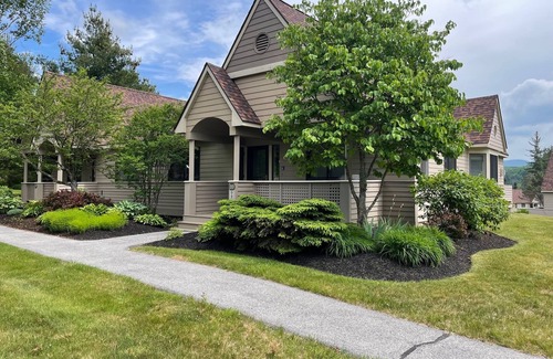 Bretton Woods Condo | FV20 Beautiful Fairway Village golf villa with 3 bedrooms & 2 baths at BW Resort