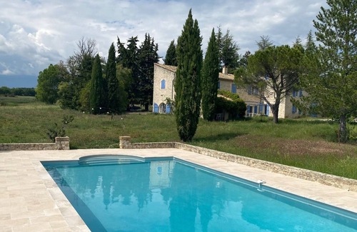 Saint-Michel-l'Observatoire House | Gîte Bien-être & Nature Avec Piscine