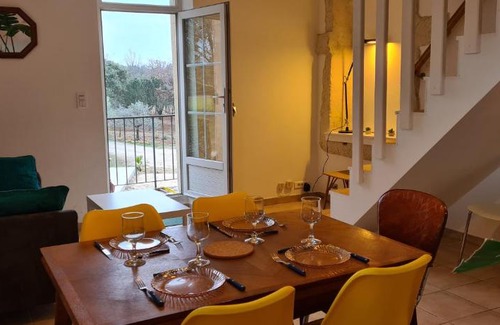 La Baume-de-Transit House | Gîte à la ferme