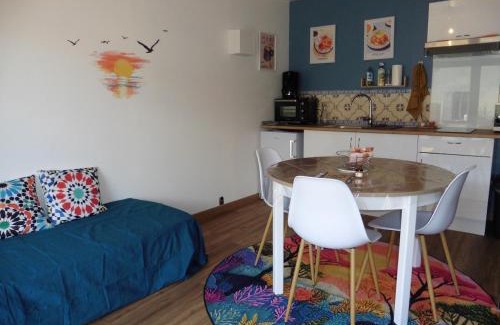 Lagarde-sur-le-Ne House | Gîte 3 La vigne est belle pour 1 à 3 personnes