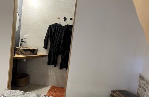 Villemagne-l'Argentiere Bed & Breakfast | Gîte 3 Places Avec Jacuzzi et Piscine