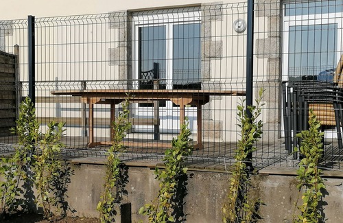 Saint-Pol-de-Leon Cottage | Gîte 5 Chambres à 5 mn de Roscoff Avec vue sur la mer