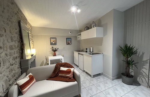Champniers House | Gîte aux Portes D'angoulême