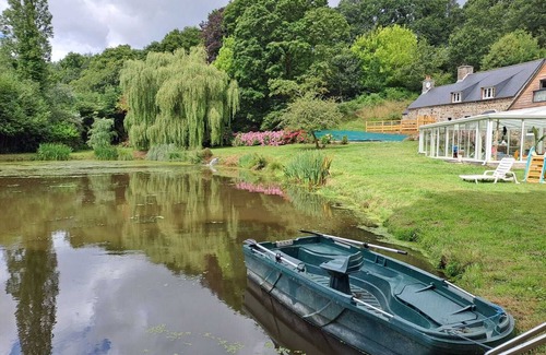 Prat House | Gîte Avec Piscine à la Campagne. Animaux Acceptés