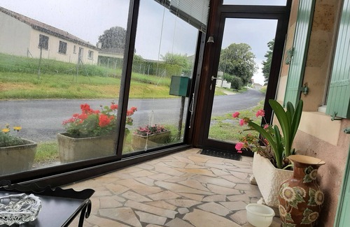 Berson House | Gîte "château les Cèdres" 4 Pers. 90 m2, au Coeur du Vignoble