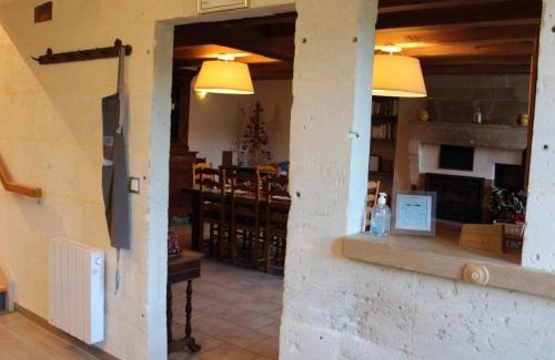 Chalais House | Gîte charentais avec cour privative, baby-équipement, télétravail, vélos, BBQ, animaux acceptés - FR-1-653-170