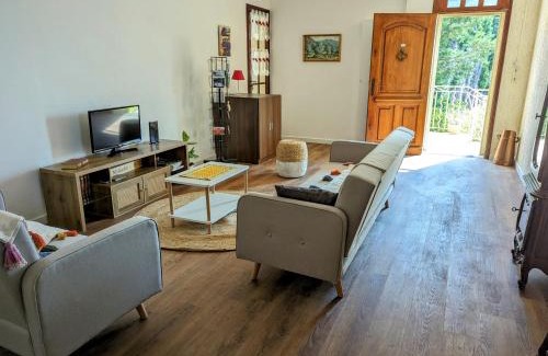 Caumont-sur-Durance House | Gîte de campagne Clos Beau Soleil