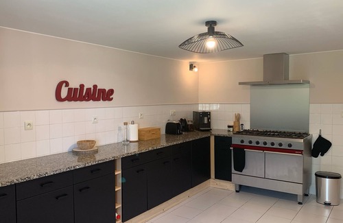 Saint-Leonard House | Gîte de Charme Avec Piscine - 1 à 13 Personnes