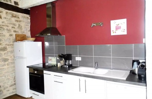 Saint-Julien-Maumont Villa | Gîte de France 12 Personen