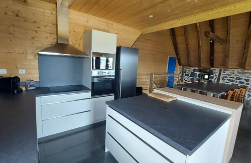 Paulhenc House | Gîte de Groupe 12 Personne
