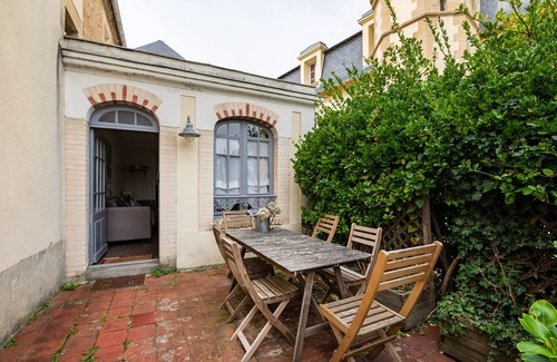 Coeur de Nacre House | Gîte de la Tour - Three Bedroom House, Sleeps 6