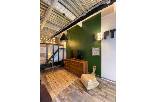 Toucy Apartment | Gîte du Silo Loft atypical spa & indoor pool