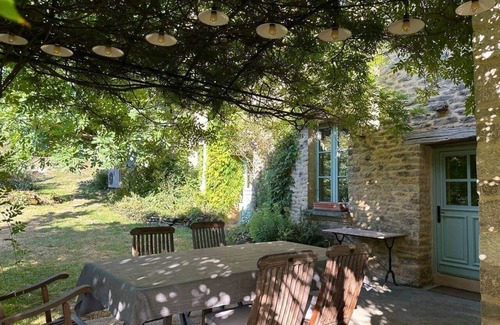Montoillot House | Gîte entier le Bourguignon