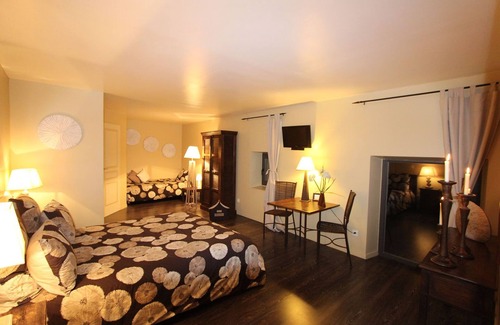 Saint-Hubert House | Gîte Godchure Côté Spa