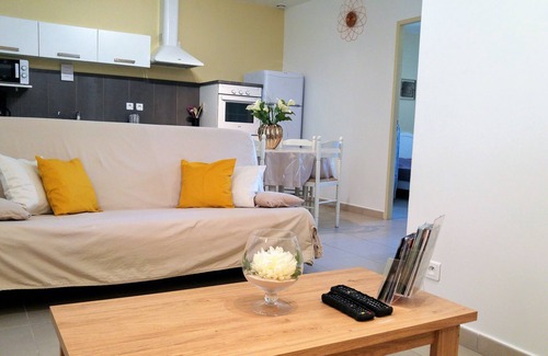 Galeria Cottage | Gîte*heated pool, Wifi, 2 bedrooms, air-conditioned, 1min river, 7min beach