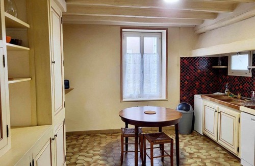 Saint-Laurent-Nouan Apartment | Gîte la grande maison