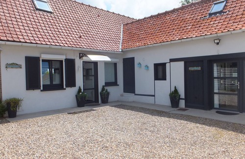 Quesnoy-le-Montant Cottage | Gîte "La Petite Quesnoyère"