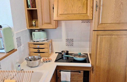 Saint-Georges-de-Levejac House | Gîte Philomène Dans Ancien Presbytère - 2 Pers - à St Georges de Lévéjac