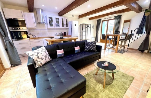 Marseillette Apartment | Gîte Ponpon - Les Petites Ecuries, on the Canal du Midi