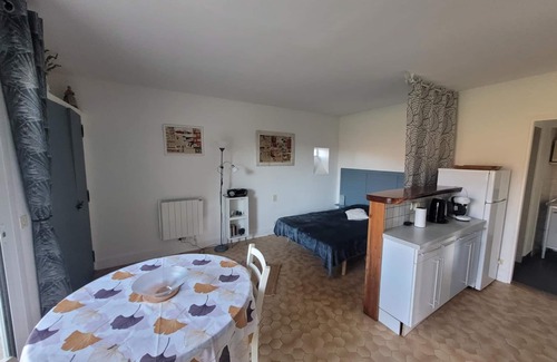 Balaguier-d'Olt House | Gîte Pour 2 Personnes Avec Animaux Dans une Grange Près du Lot et de Figeac
