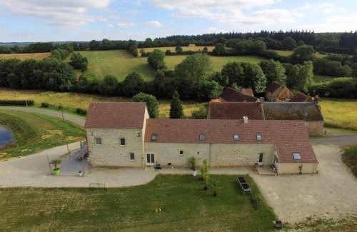 Le Cercueil House | Gîte rénové familial avec cheminée et animaux acceptés - FR-1-497-92
