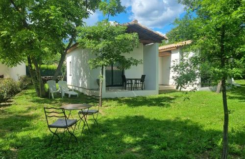 Aveze Apartment | Gîtes Boisé en Cévennes - Ô Jardin d'À Côté