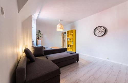 Grunwald Apartment | Głogowska Spacious Apartment