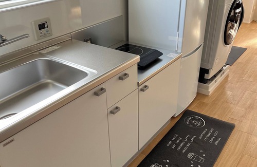 Shinjuku Apartment | G&R House 301 2-minute walk from the nearest station, in the heart of Tokyo, with easy access to Tokyo's most popular tourist attractions.