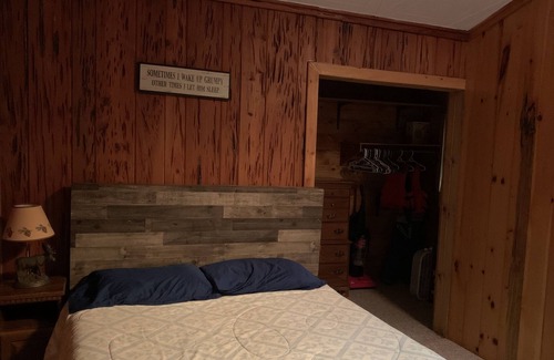 St Germain Cabin | Gabe's Lost Resort Arbor Vitae Unit # 31