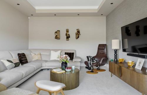 Combeinteignhead House | Gable View