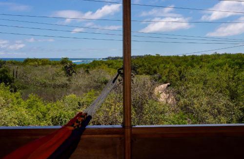Bahia de la Academia House | Galapagos Chalet-Buda Chalet