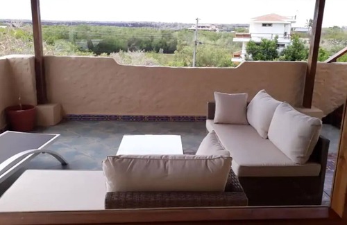 Bahia de la Academia House | GALAPAGOS SHANGRI-LA 2 CASAS LEGAL&CLOSE TO BEACHnn