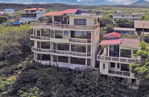 Puerto Baquerizo Moreno Apartment | Galeodan Amberjack Suite - your family home in Paradise