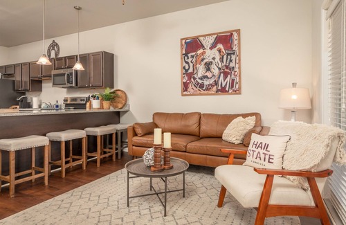 Starkville Condo | Game Day Ready | MSU Condo | Walk Everywhere
