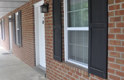 Auburn Condo | Game Day Simplicity - Sleeps 6, 2 BR 3 Bath