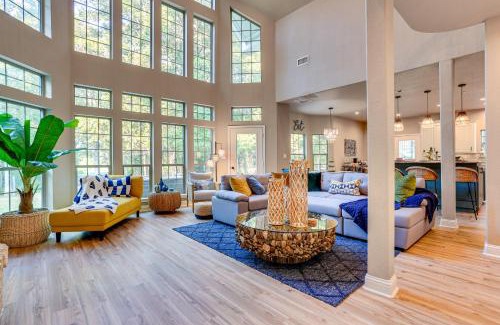 Gober House | Game Room and Lake Bonham On-Site Family Getaway!