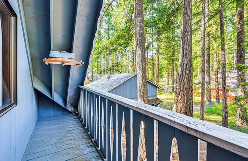Packwood Cabin | Game Room & Fire Pit: Family Cabin in Packwood!