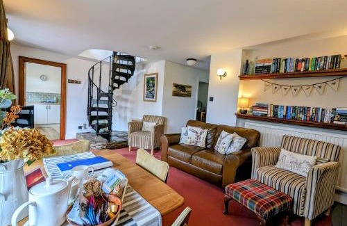 Trentishoe House | Gamekeeper’s Cottage Martinhoe