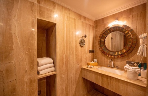 Rishikesh Hotel | GANGA KINARE- A Riverside Boutique Resort, Rishikesh