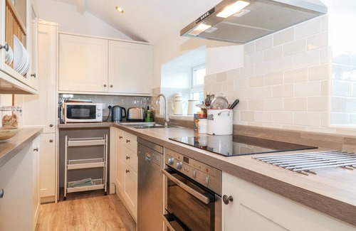 Chathill Cottage | GARDEN COTTAGE, pet friendly, character holiday cottage in Beadnell