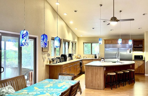 Hakalau House | Garden Home at Botanical World Adventures nTwo Bedroom Three bathroom