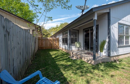Milwood House | Garden Home- Walk to Apple Campus