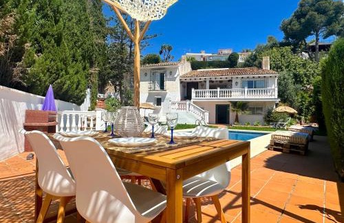 Cerrado de Calderon Ski Chalet | GARDEN HOUSE Malaga City