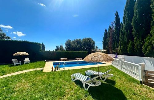 Cerrado de Calderon Ski Chalet | GARDEN HOUSE Malaga City