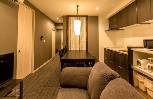 Karasuma Apartment | Garden Terrace Apartment East/Kyoto Kyōto